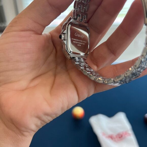 Panthere Classic Silver Stainless Steel Watch - Classic Elegance - Picture 8 of 12